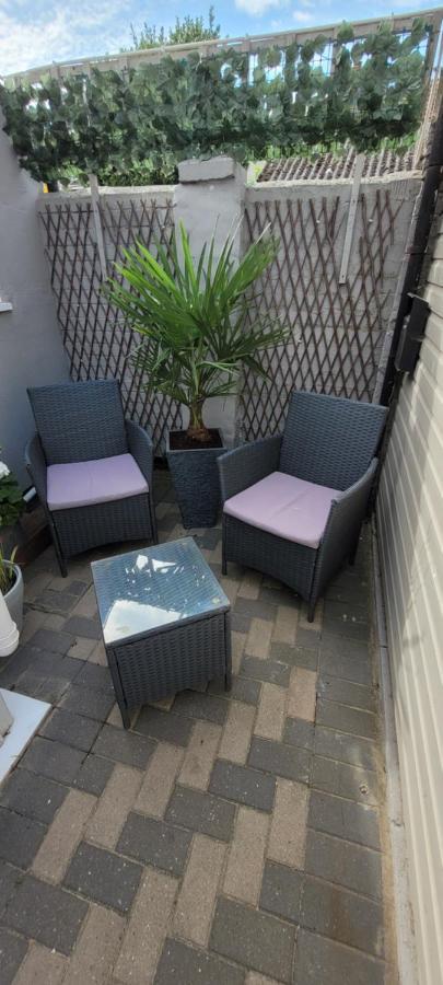 Caister Cottage, Beach 1 Minute Walk Away 외부 사진